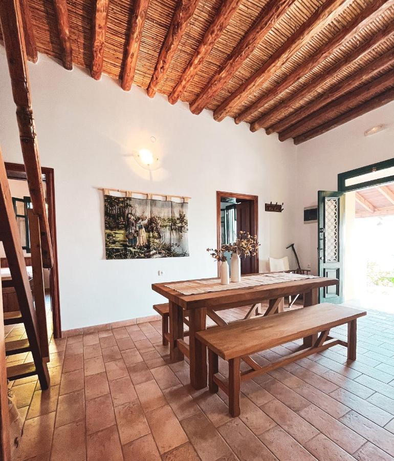 BATU vacation house Monolithos  Buitenkant foto