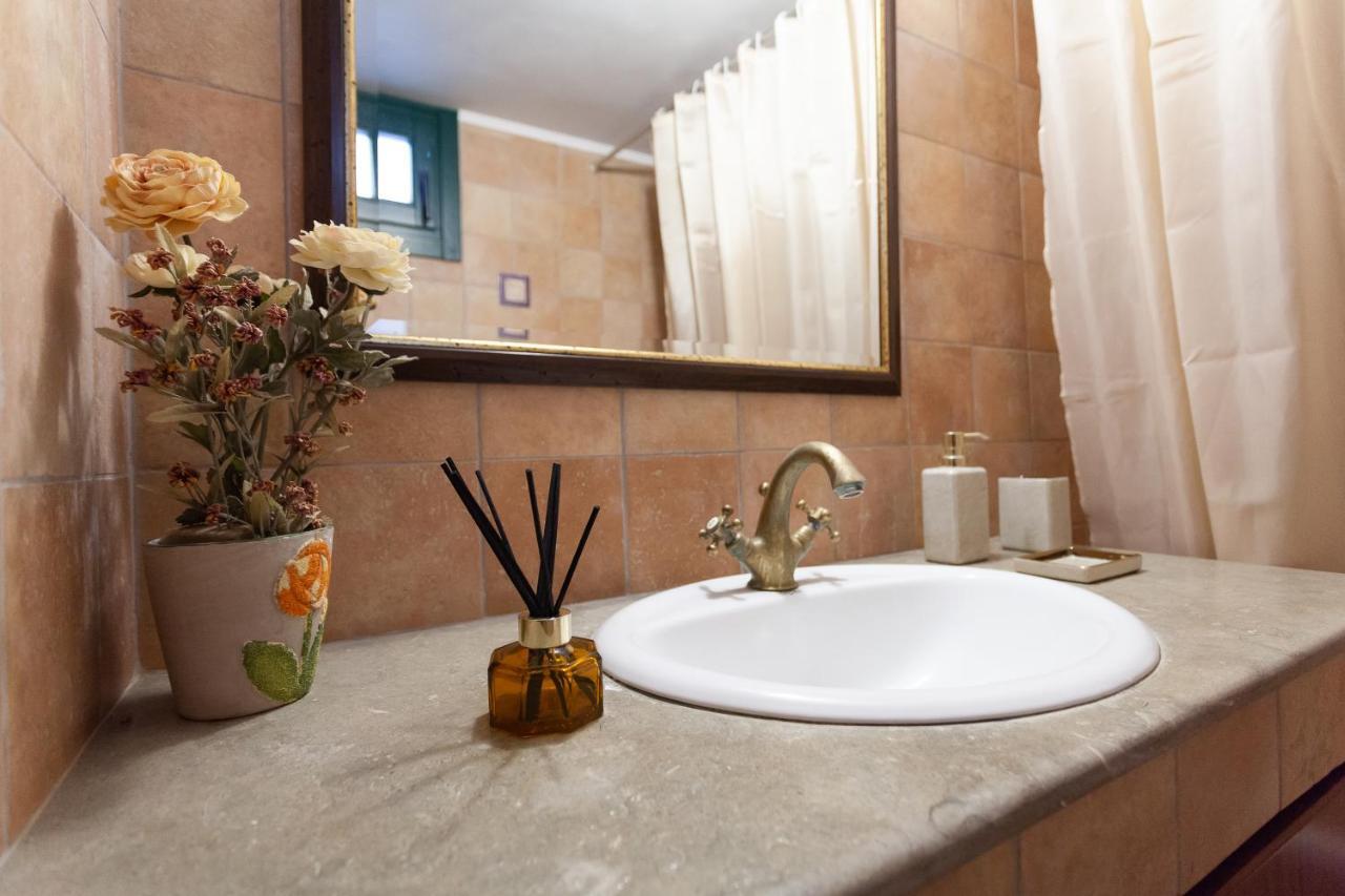 BATU vacation house Monolithos  Buitenkant foto